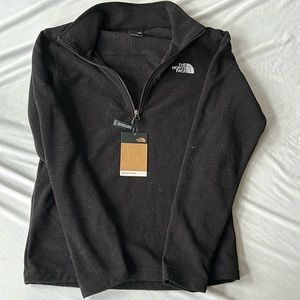 Men’s small North Face quarter zip